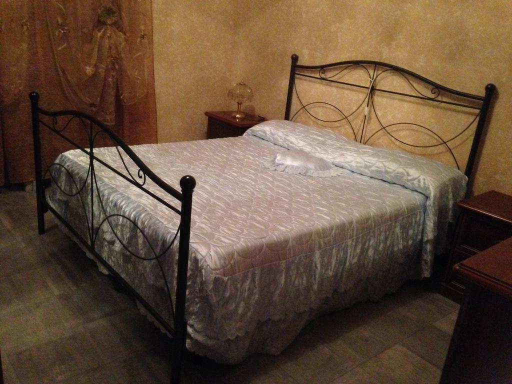 Casa Vacanza "Marina San Giuseppe" Leilighet Ventimiglia Eksteriør bilde